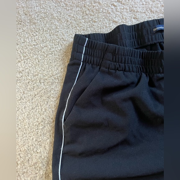 abercrombie and fitch black pants - Picture 4 of 4